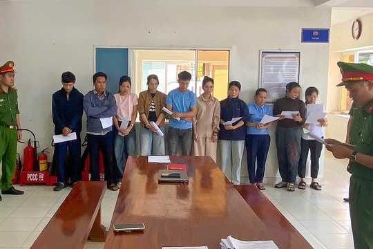 10 người bị khởi tố vì làm khống hơn 200 hồ sơ rút tiền bảo hiểm