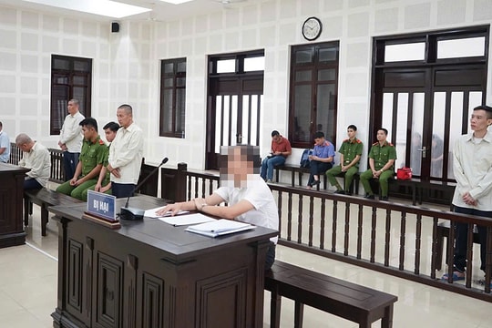 Kế hoạch soán ghế Chủ tịch HĐTV để thâu tóm mỏ cát