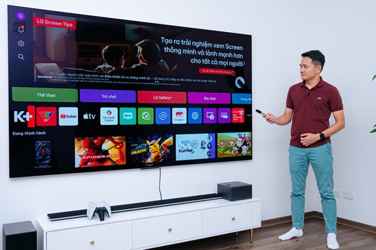 Trải nghiệm TV OLED không dây giá hơn 500 triệu đồng