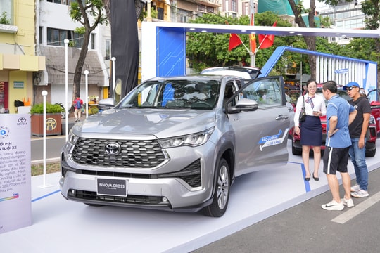 Người Việt ngày càng ưa chuộng ôtô hybrid