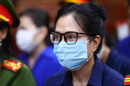 Cựu Tổng giám đốc SJC lĩnh 25 năm tù, phải nộp lại 10.000 lượng vàng