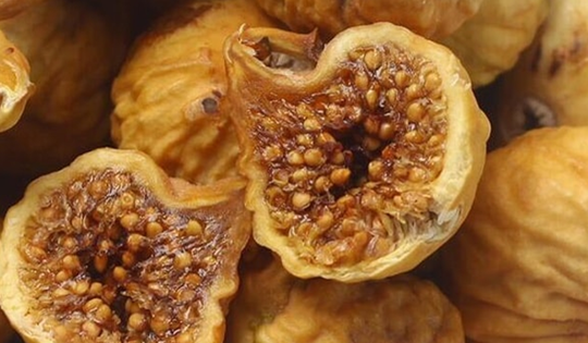 2 loại quả ít "ngậm" thuốc trừ sâu nhất chợ, cái số 1 ở quê rụng đầy gốc