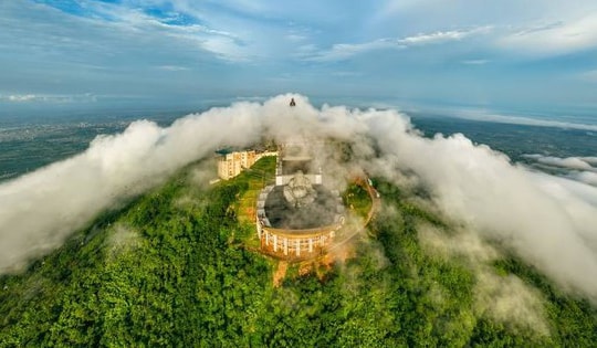 Thông báo quan trọng về hoạt động leo núi, dã ngoại tại núi Bà Đen