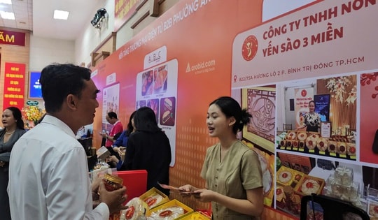 Phường đầu tiên tại Việt Nam lập sàn thương mại điện tử