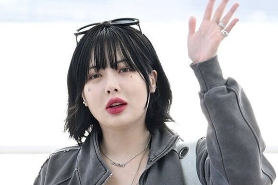 Ngoại hình khó nhận ra của HyunA