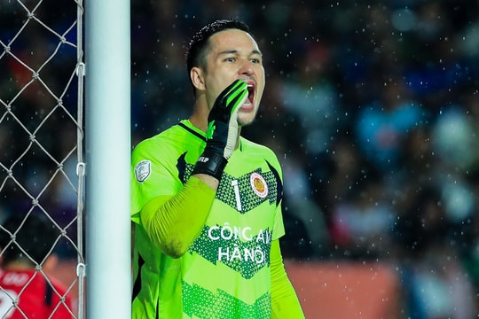 Nguyễn Filip mất suất ở tuyển Việt Nam, HLV Công an Hà Nội nói gì?