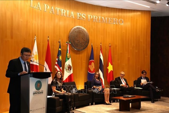 Khẳng định vai trò của Việt Nam trong kết nối khu vực