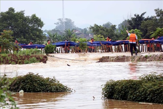 Thái Nguyên: Truy tặng Bằng khen cho người tử vong khi cứu 3 cháu nhỏ bị nước cuốn