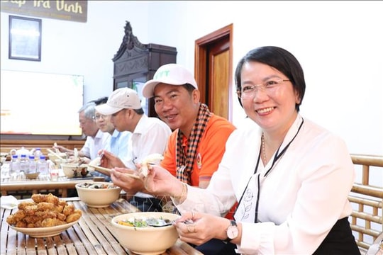 Phát triển sản phẩm du lịch từ các 'sứ giả văn hóa đặc biệt' - Bài 1