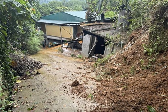 Hà Nội chủ động ứng phó và khắc phục sạt lở