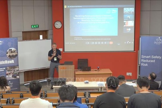 Cần sớm có các quy định an toàn cho xe máy điện