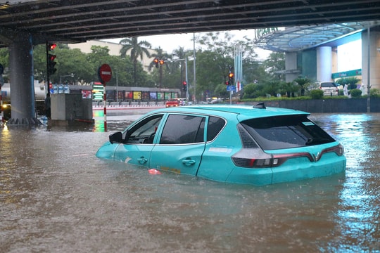 Khi nào ôtô ngập nước được bảo hiểm chi trả?