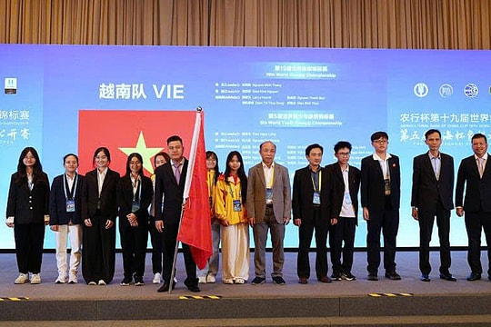 HLV cờ tướng Việt Nam: 'Chúng ta đã có thể đấu ngang ngửa Trung Quốc'