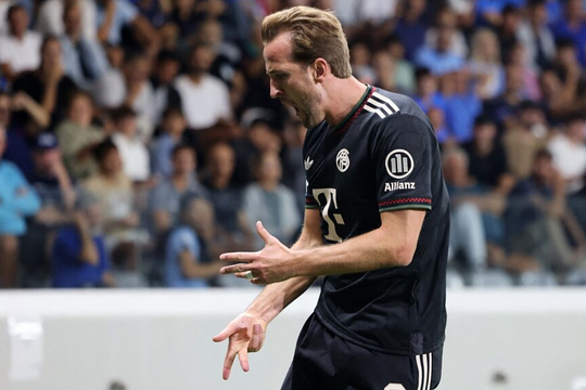 Kane giúp Bayern thắng lớn ở Champions League