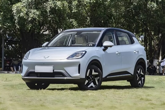 Wuling Binguo S - xe điện gầm cao giá rẻ ra mắt