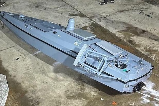 Ngư dân Thổ Nhĩ Kỳ thu được xuồng tự sát Ukraine