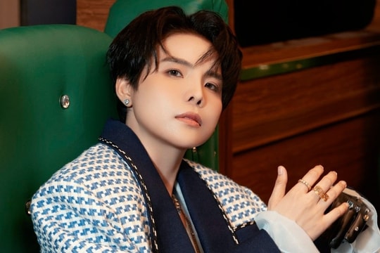 Cú sốc Vũ Cát Tường ở Anh trai 'say hi'