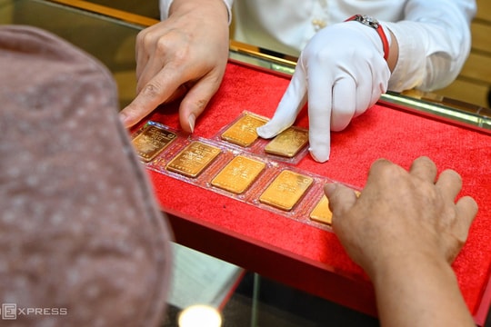 Ngân hàng đầu tiên ra mắt thương hiệu vàng miếng