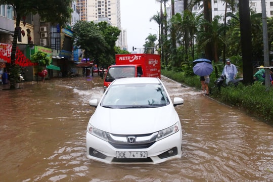 Bảo hiểm lên tới 2 tỷ đồng cho ôtô ngập nước do bão Bualoi
