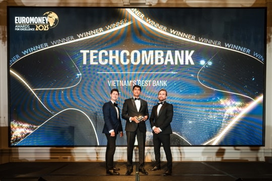 Techcombank lần thứ 6 được trao giải 'Ngân hàng tốt nhất Việt Nam'