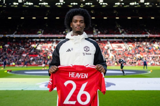 Man Utd đã điều chỉnh chiến thuật chuyển nhượng thế nào?