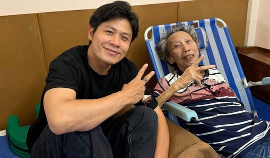 Xúc động dòng chia sẻ của nhạc sĩ Nguyễn Văn Chung về NSND Thế Hiển