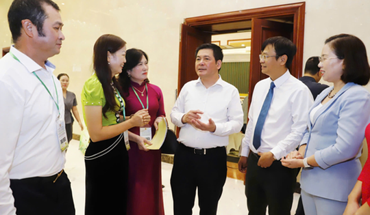 Đưa nông sản lên sàn bán lẻ