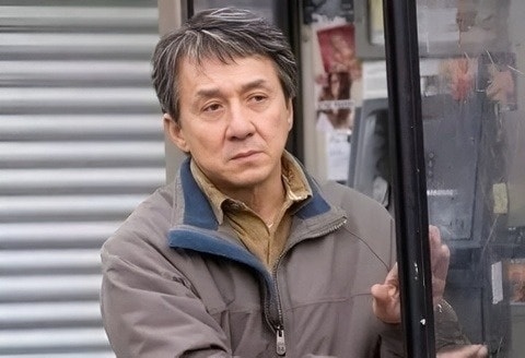 Thành Long bị chỉ trích dữ dội