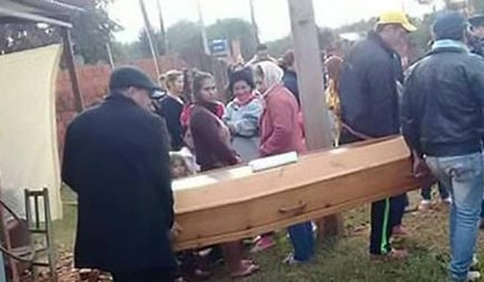 Thanh niên 22 tuổi được cho là đã chết, gia đình tổ chức tang lễ thì sốc nặng khi điều "lạ" xảy ra