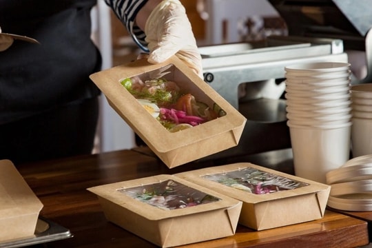 Truy tìm tài xế taxi trộm đơn hàng tiền triệu của shipper