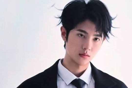 Diễn viên 19 tuổi bỏ trốn vì 'phải đóng quá nhiều cảnh hôn'