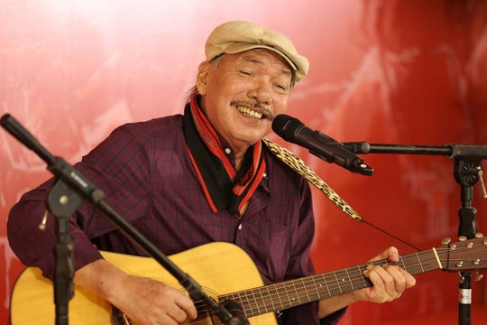 Nhạc sĩ Trần Tiến đoạt giải Bùi Xuân Phái