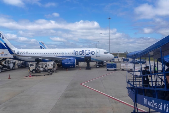 Ấn Độ và Trung Quốc nối lại đường bay thẳng sau 5 năm