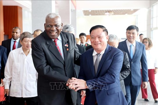 Chủ tịch Quốc hội Cuba thăm, làm việc tại tỉnh Hưng Yên