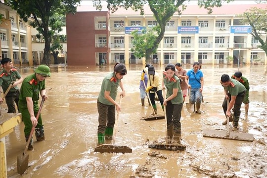 Kỹ năng cần thiết phòng tránh rủi ro khi có bão, mưa lũ, dông lốc