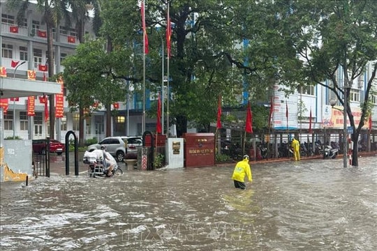 Hà Nội sẵn sàng các phương án sơ tán dân tại các khu vực sạt lở nguy hiểm