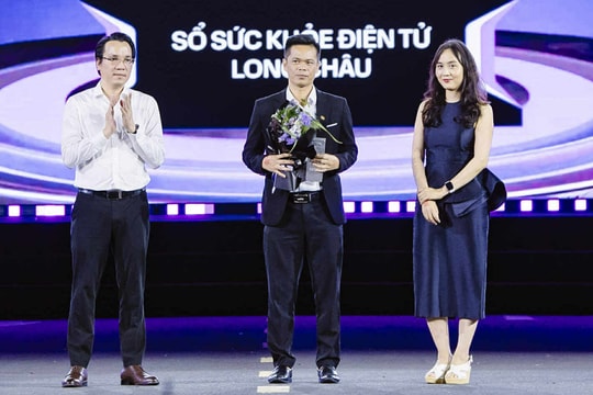 Sổ sức khỏe điện tử Long Châu thắng giải Better Choice Awards 2025