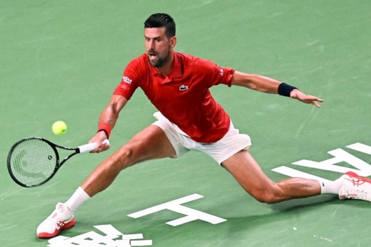 Djokovic thắng trận đấu già nhất lịch sử Masters