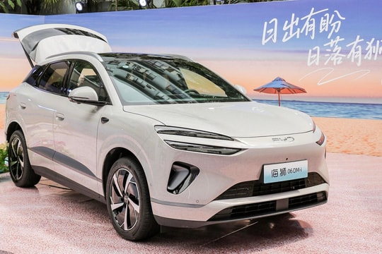 BYD giảm doanh số lần đầu tiên từ 2020