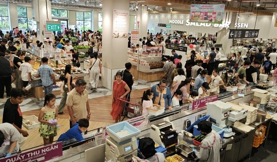 "Đại siêu thị" ở Tây Ninh chính thức mở cửa đón khách