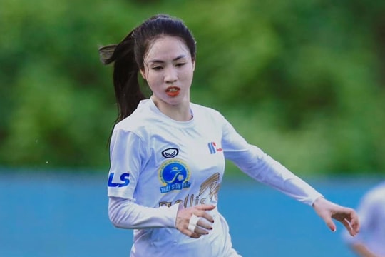 Hot girl Trần Thị Duyên thắng trận đầu tiên ở giải nữ VĐQG 2025