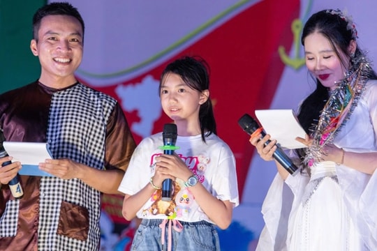 Cuộc gọi vượt trùng khơi, xúc động đêm Trung thu "Vầng trăng của biển"