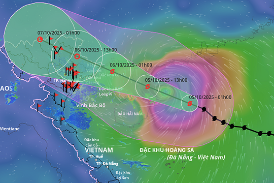 Bão Matmo mạnh cấp 13, hướng vào Quảng Ninh