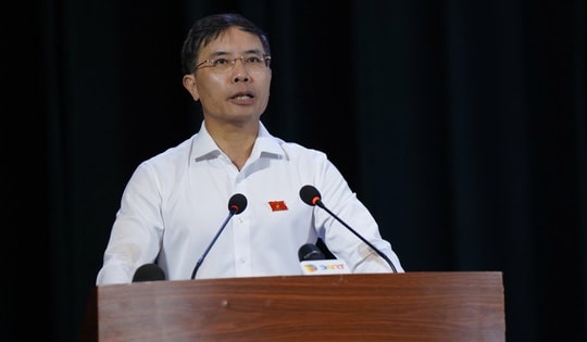 Chủ tịch Đà Nẵng: "Ở đâu công việc bị chậm, một là do tác phong của cán bộ, hai là năng lực"