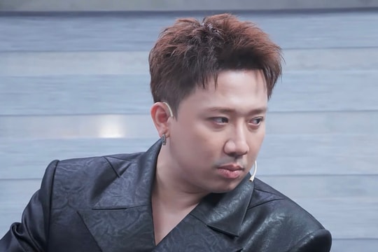 Anh trai 'say hi' quá dài dòng, gây mệt mỏi