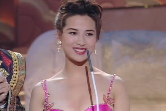 Mạch Gia Kỳ nói về vụ lộ ảnh khỏa thân