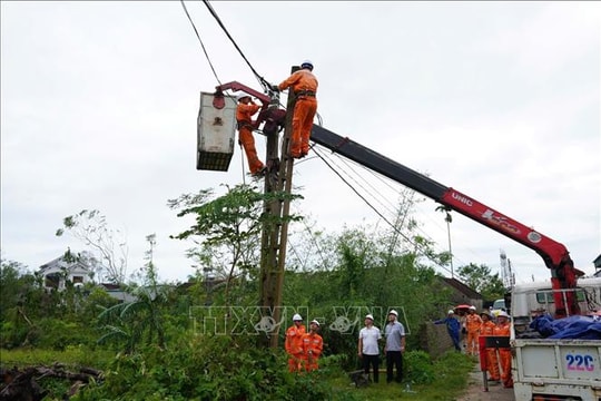 Nghệ An: Thắp lại ánh sáng giữa hoang tàn