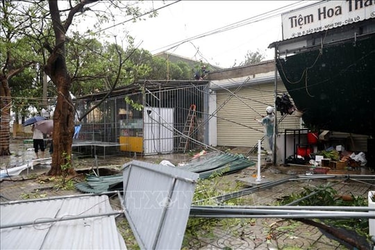 Nghệ An khẩn trương rà soát nhà sập, trôi, hư hỏng nặng do bão lũ