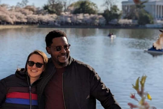 Gặp định mệnh cuộc đời trên chuyến bay 'tệ nhất'