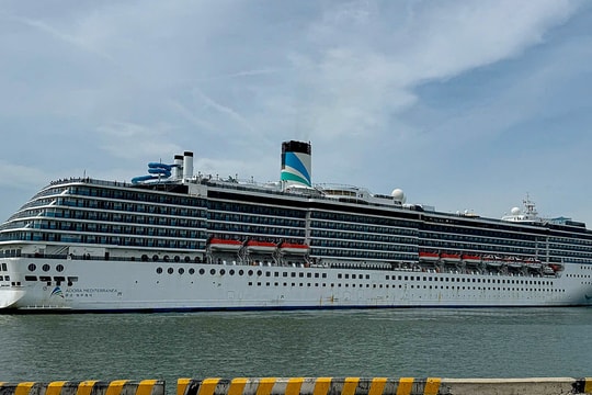 Gần 2.500 khách Trung Quốc đến Đà Nẵng bằng tàu biển